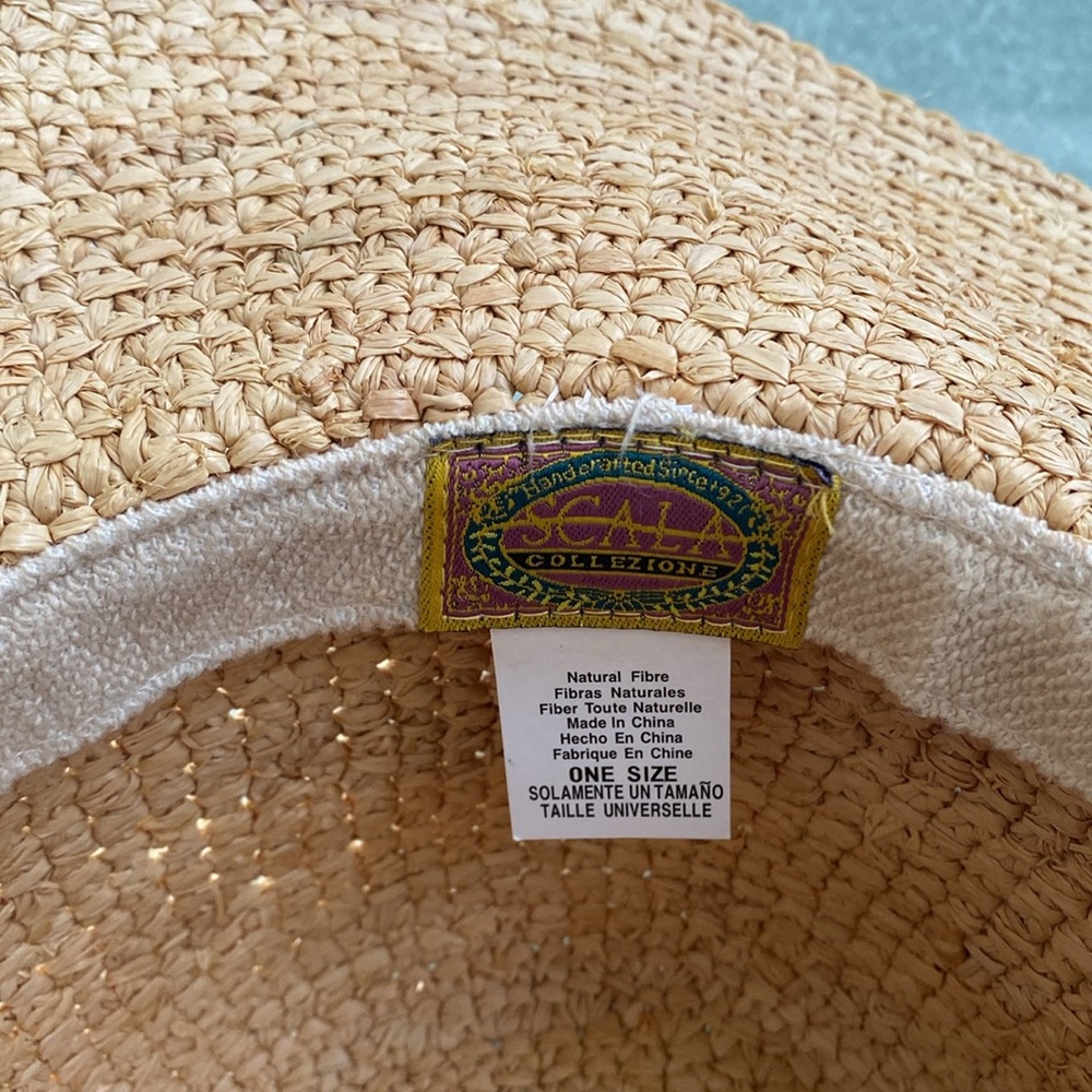 Scala hat - Picture 3 of 4